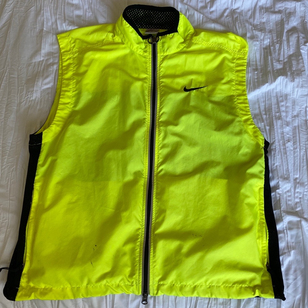 Nike runners vest